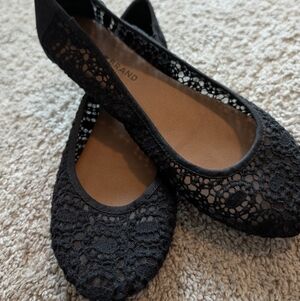 Lucky Lace Flats size 7 1/2